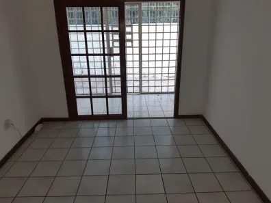 Apartamento com 2 Quartos à venda, 57m² no Menino Deus, Porto Alegre