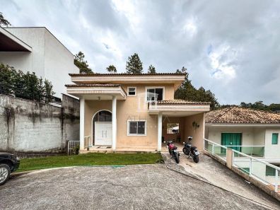 Casa de Condomínio com 4 Quartos à venda, 150m² no Tijuca, Teresópolis