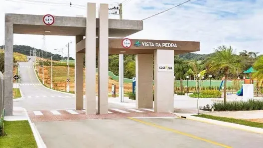 Lote/Terreno à venda, 360m² no Sertão do Maruim, São José