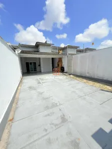 Casa de Condomínio com 3 Quartos à venda, 175m² no Sapiranga-Coité, Fortaleza