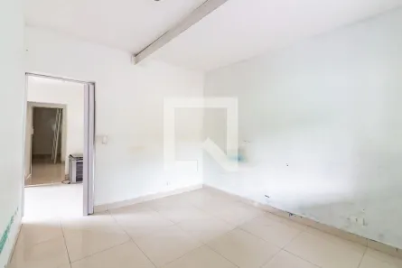 Casa com 2 Quartos à venda, 240m² no Bussocaba, Osasco
