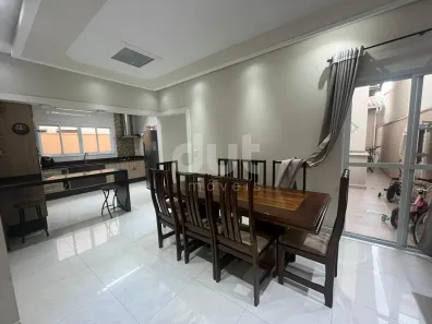 Casa de Condomínio com 4 Quartos à venda, 180m² no Parque Ortolândia, Hortolândia