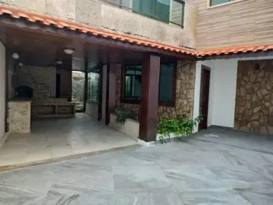 Casa com 3 Quartos à venda, 200m² no Costazul, Rio das Ostras