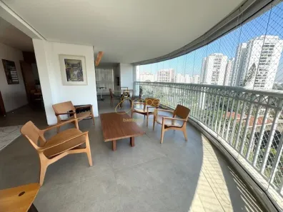 Apartamento com 4 Quartos à venda, 246m² no Vila Sofia, São Paulo