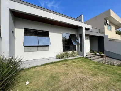 Casa com 3 Quartos à venda, 160m² no Barreiros, São José