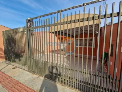 Casa com 4 Quartos à venda, 135m² no Alpes, Londrina
