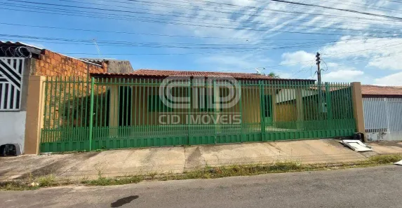 Casa com 3 Quartos para alugar, 125m² no Morada do Ouro, Cuiabá