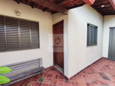 Casa com 3 Quartos à venda, 160m² no Arcádia, Conselheiro Lafaiete