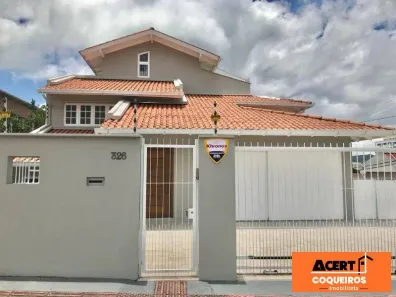 Casa com 4 Quartos à venda, 360m² no Coqueiros, Florianópolis