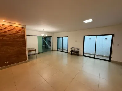 Casa com 4 Quartos à venda, 420m² no Saraiva, Uberlândia