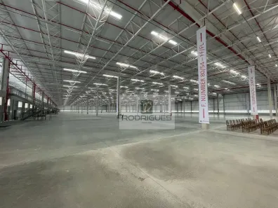 Galpão/Depósito/Armazém para alugar, 2566m² no Parque Jaçatuba, Santo André