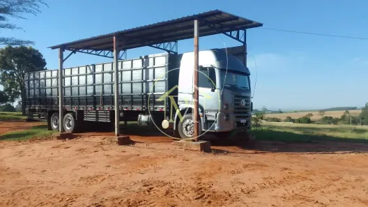 Fazenda/Sítio com 3 Quartos à venda, 10m² no Centro, Manduri