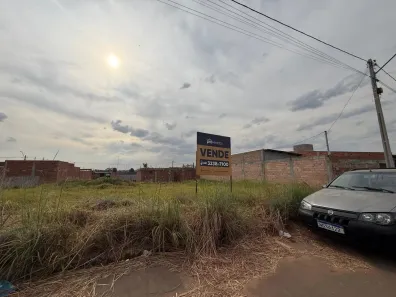 Lote/Terreno à venda, 200m² no Residencial Acrópole II, Goiânia