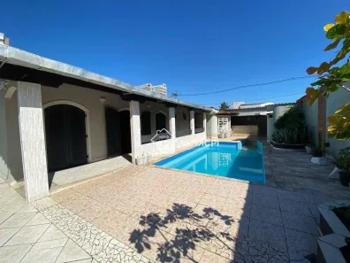 Casa com 3 Quartos à venda, 232m² no Canto do Forte, Praia Grande