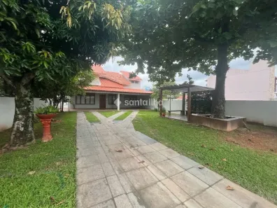Casa com 5 Quartos para alugar, 239m² no Campeche, Florianópolis