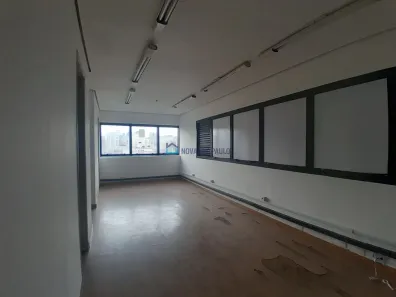 Sala Comercial para alugar, 31m² no Liberdade, São Paulo