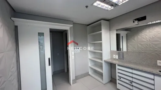 Sala Comercial à venda, 46m² no Higienópolis, Porto Alegre