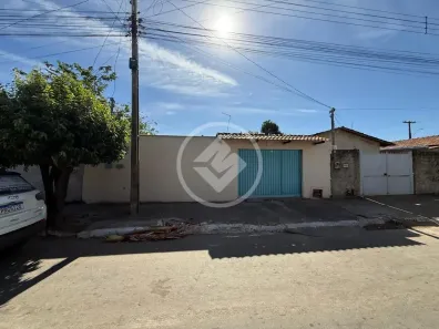 Casa com 2 Quartos à venda, 80m² no , Hidrolândia