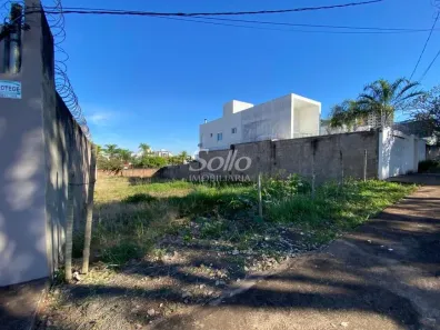 Lote/Terreno à venda, 520m² no Jardim Colina, Uberlândia