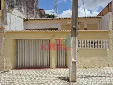Casa com 3 Quartos para alugar, 184m² no Paredões, Mossoró