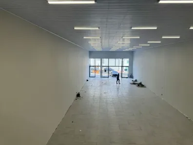 Ponto Comercial para alugar, 400m² no Alto Cafezal, Marília