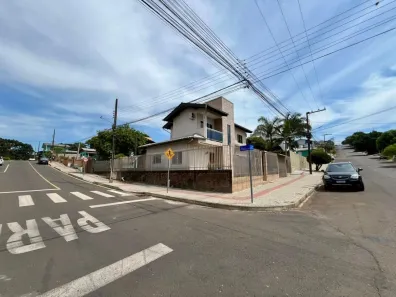 Casa com 3 Quartos à venda, 360m² no Santo Antônio, Chapecó