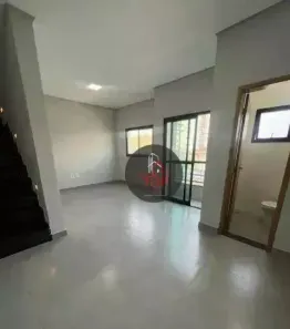 Sobrado com 2 Quartos à venda, 176m² no Campestre, Santo André