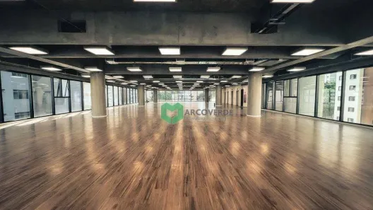 Sala Comercial para alugar, 779m² no Pinheiros, São Paulo