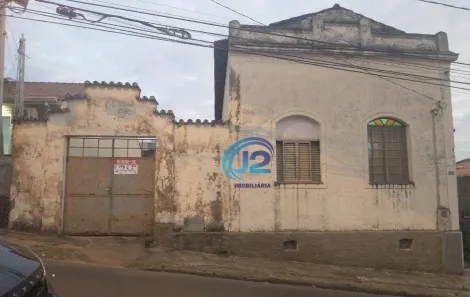 Casa com 3 Quartos à venda, 180m² no Centro, Espírito Santo do Pinhal