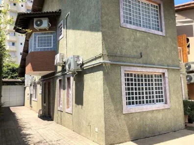 Imóvel Comercial com 7 Quartos à venda, 334m² no Parque Ipê, São Paulo