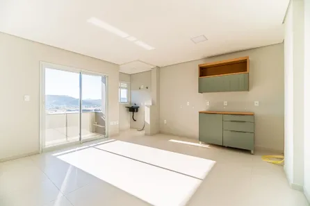 Apartamento com 2 Quartos à venda, 64m² no Dehon, Tubarão