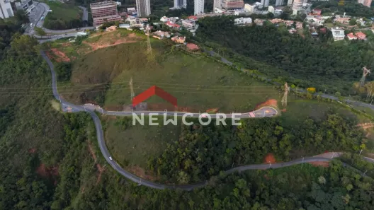 Lote/Terreno à venda, 2903m² no Vila Castela, Nova Lima