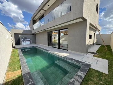 Casa de Condomínio com 4 Quartos à venda, 270m² no Jardins Capri, Senador Canedo
