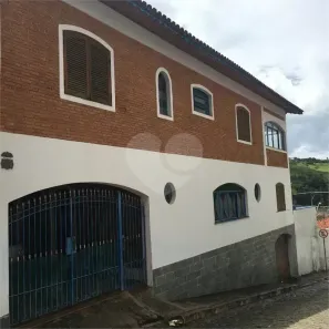 Casa com 4 Quartos à venda, 192m² no Centro, Piracaia