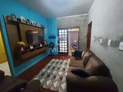 Casa com 4 Quartos à venda, 151m² no Jardim Canaã, Uberlândia