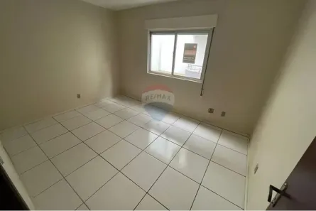 Apartamento com 2 Quartos para alugar, 62m² no Duque de Caxias, Santa Maria