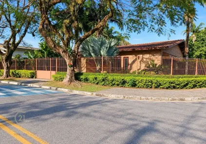 Casa com 3 Quartos para alugar, 250m² no Centro, Guararema