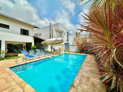 Casa de Condomínio com 6 Quartos à venda, 450m² no Jardim Acapulco, Guarujá