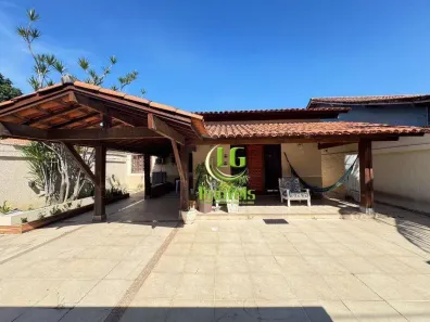 Casa com 3 Quartos à venda, 360m² no Itaipu, Niterói