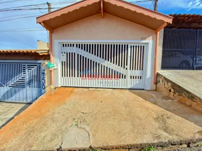 Casa com 3 Quartos à venda, 110m² no Vila Santa Madre Cabrini, São Carlos
