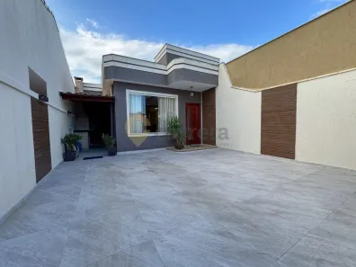 Casa com 4 Quartos à venda, 120m² no Maria Turri, Rio das Ostras
