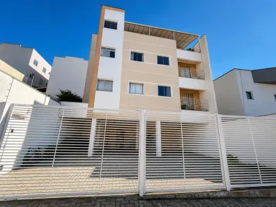Apartamento com 3 Quartos para alugar, 90m² no Centro, Pouso Alegre