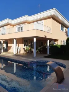 Sobrado com 5 Quartos à venda, 900m² no Adalgisa, Osasco