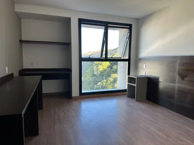 Apartamento à venda, 25m² no Cascatinha, Juiz de Fora
