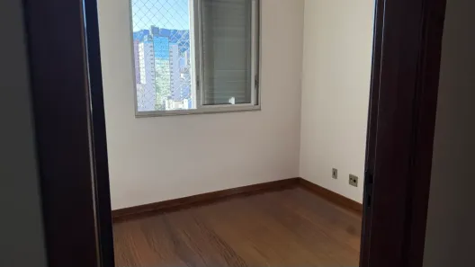 Apartamento com 3 Quartos para alugar, 90m² no São Pedro, Belo Horizonte