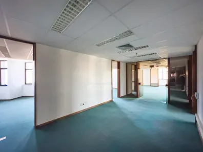 Sala Comercial para alugar, 560m² no Coração de Jesus, Belo Horizonte