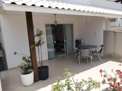 Casa com 3 Quartos à venda, 210m² no Jardim Placaford, Salvador