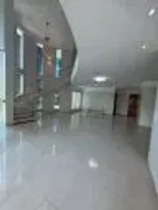 Sobrado com 5 Quartos para alugar, 2800m² no Residencial Aldeia do Vale, Goiânia