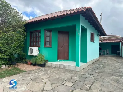 Casa com 2 Quartos à venda, 197m² no Belém Novo, Porto Alegre