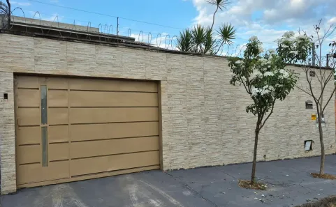 Casa com 3 Quartos à venda, 210m² no Condomínio das Esmeraldas, Goiânia